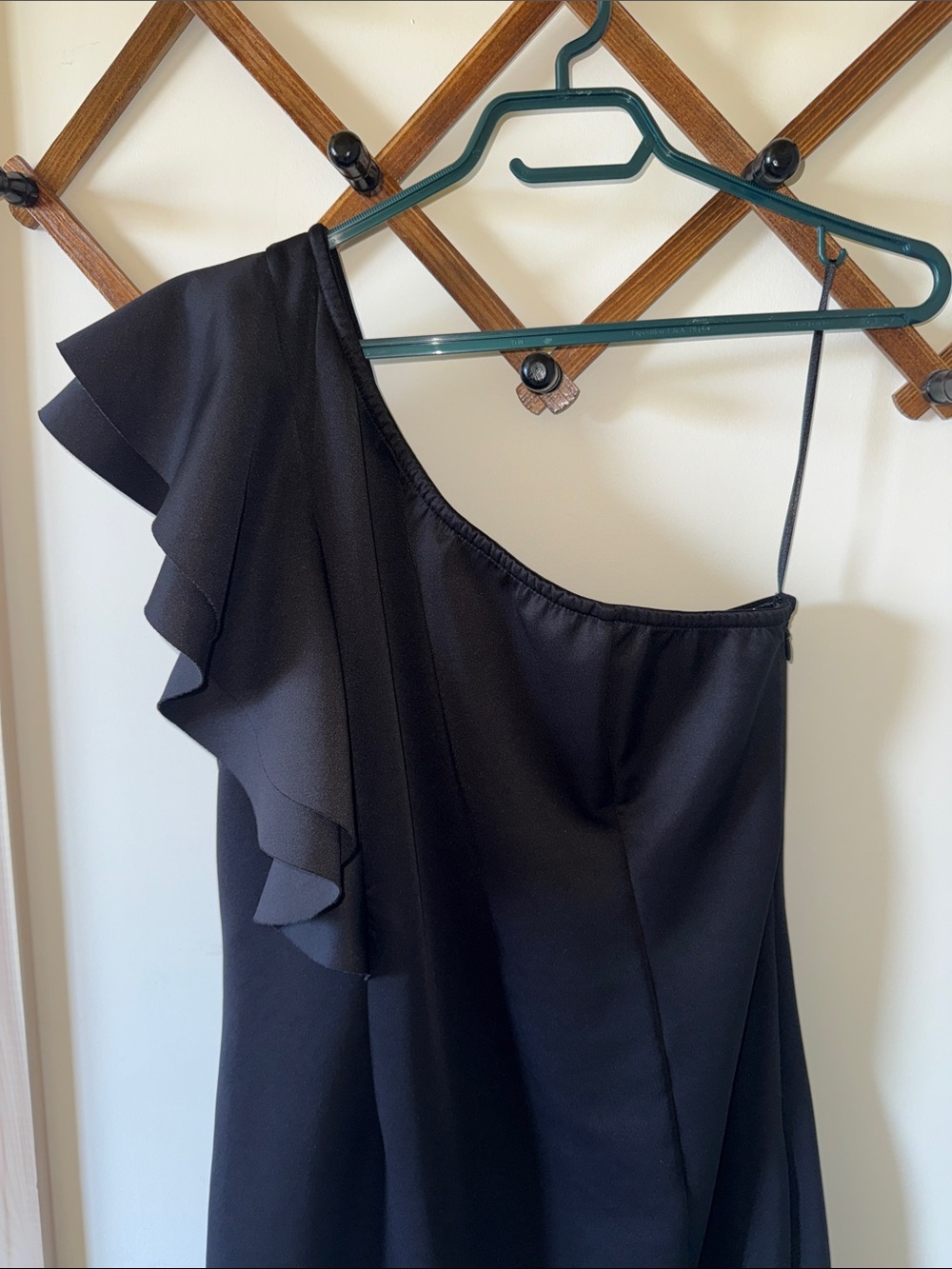 Venus One-Shoulder Ruffle Dress, Size Large - Picture 3 of 9